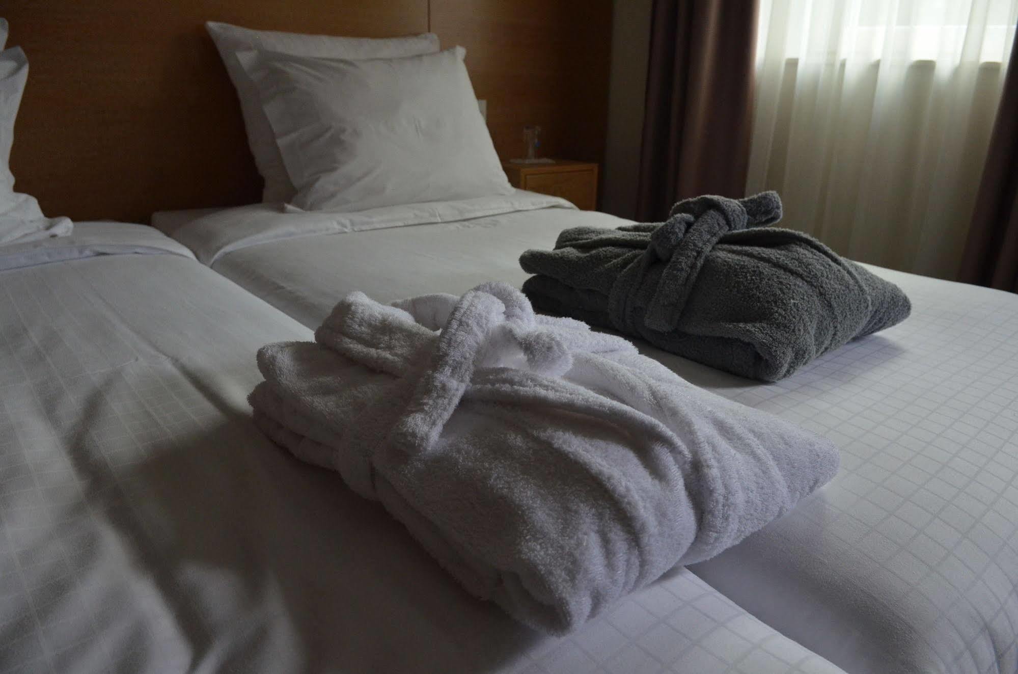Hotel Bon Repos Scheidgen Extérieur photo